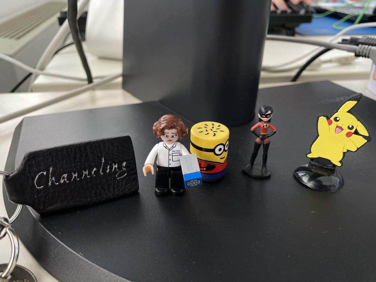 XLabF1's tweet photo. new researchers in @XLabF1 … with @DECTRIS_News and #Channeling https://t.co/XxUU6xO6gj