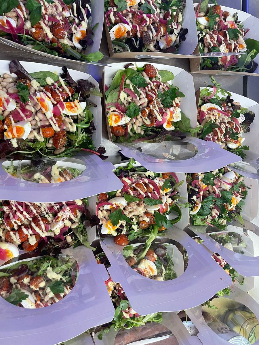 Our delicious Italian white bean 🫘 and roast tomato 🍅 salads 🥗 #trinitylife <a href="/HolroydHowe/">Holroyd Howe</a> <a href="/TrinitySeniorSc/">Headmaster</a> <a href="/Alpha_Schools/">Alpha Schools</a> <a href="/isaschools/">The Independent Schools Association (ISA)</a>