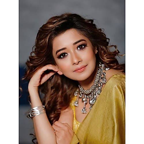 Priyankchahar0's tweet photo. POPULARITY CHECK

Who is most popular Contestants?

Like for #TinaDatta 
Retweet for #PriyankaChaharChoudhary 

#BBQueenTina #PriyankaPaltan #priyankit𓃵 #PRIYANKIT  #BiggBoss16 #BB16 https://t.co/G9R84gZ5Yd