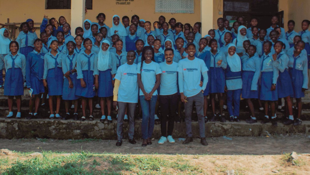 TheGiantFactory's tweet photo. #history was made again on October 18 when we launched #SheTechnovates Campaign in Government Secondary school, Karshi, Abuja (#gsskarshi ).

This is the second school in one month. Our goal is to reach 10 secondary schools in all the area councils of the #fctabuja &amp; train 400 https://t.co/B3712QnHBN