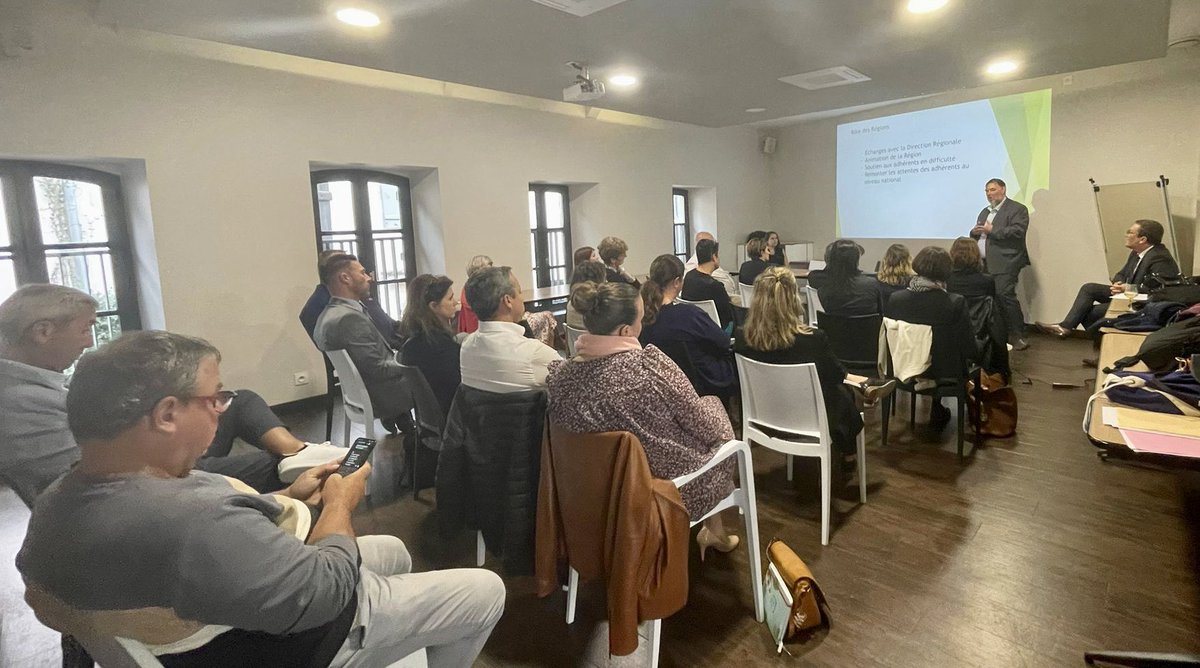 AmePoste's tweet photo. L'AME en direct de la région Haute-Occitanie, est en Assemblée générale aujourd'hui en présence de la Directrice Régionale Hélène Boisson. https://t.co/ZENr47HMlo