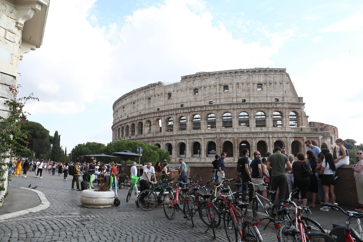 Bedisruptiveit's tweet photo. Roma, Positano, Capri y Sorrento ¿Se puede pedir más?

En BeDisruptive celebramos nuestro primer #BeFest recorriendo los lugares más espectaculares del sur de Italia 🇮🇹 https://t.co/M1Pb1TpZbi