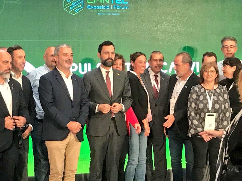 Enginyeria's tweet photo. José Fernando Ramos de la Comissió d'Energia participa a @efintec, l'exposició i fòrum de les empreses instal·ladores i les Noves Tecnologies. 
#EICparticipa https://t.co/sXoUtUNKfs