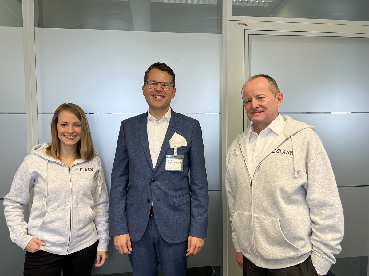 Thorsten Kroke (@krokethorsten) on Twitter photo Happy and proud to meet Dr <a href="/AHauptvogel/">Annika Hauptvogel</a> and Markus Reigl from <a href="/SiemensDE/">Siemens Deutschland</a>, who are responsible for the digital transfomation of #standards using powerful #sematics like <a href="/eClassStandard/">ECLASS - Master Data Standard, Semantics for IoT</a> . Great! 😀 Happy and proud to meet Dr <a href="/AHauptvogel/">Annika Hauptvogel</a> and Markus Reigl from <a href="/SiemensDE/">Siemens Deutschland</a>, who are responsible for the digital transfomation of #standards using powerful #sematics like <a href="/eClassStandard/">ECLASS - Master Data Standard, Semantics for IoT</a> . Great! 😀