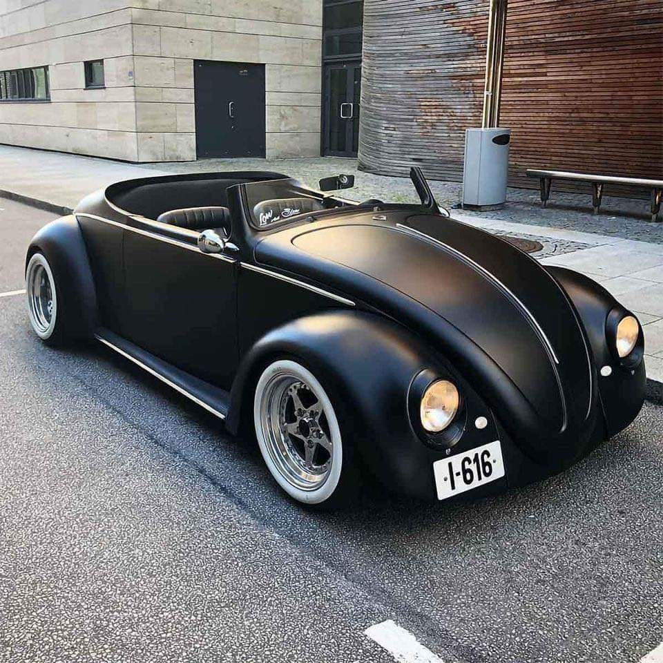 CarsCampers's tweet photo. All black errythang ๐ฆ - like a convertible batmobile
#vwsuperbeetle #vwperformance #vwnation #vwlovers #vwlifestyle https://t.co/56xb2jXjtG