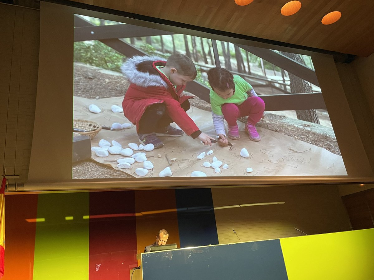 AIEtxeberria's tweet photo. Vuelve a #CIEP5 el proyecto educativo de la Real Fábrica de l'Alcora, uno de los proyectos más frescos y estimulantes de #CIEP4 de 2018 #EdPatrimonial https://t.co/PvTgCff2yQ
