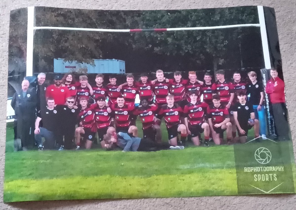 RDPHOTOGRAPH_'s tweet photo. Going to get this A2 team photo framed. You can get your photos printed @Photobox half price this week
please Repost
#rugby #sportsphotography #englandrugby #canon #photography #z2 #england #photooftheday #photoshoot #sportsphotographer #framephoto https://t.co/XPETj1kxvt