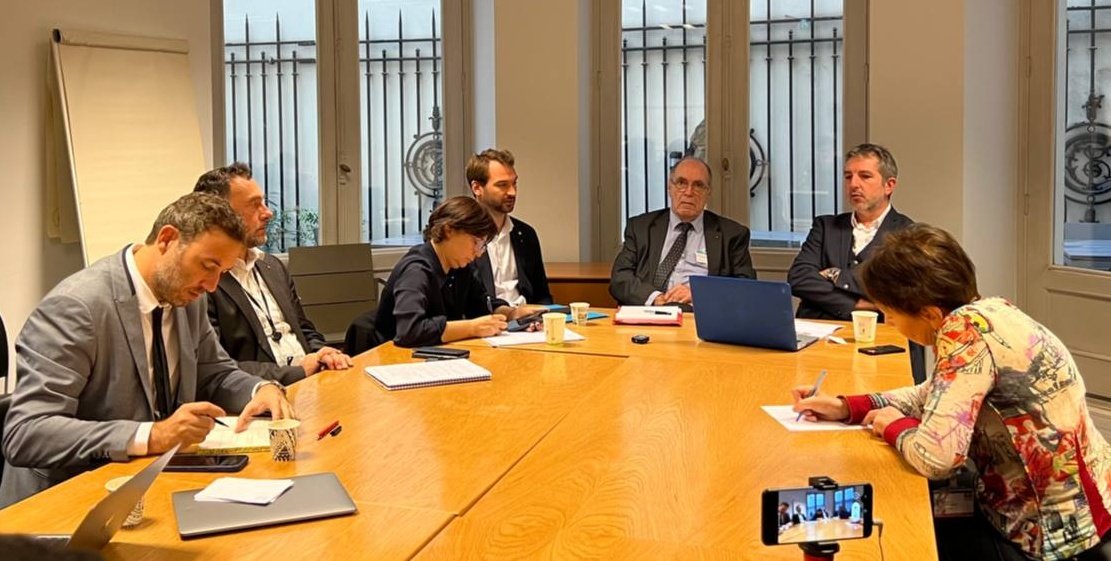 Ugobernalicis's tweet photo. On dresse un bilan des dangers de la #LOPMI avec la @CgtPolice et @CGTInterieur : deshumanisation du service public de la Police, déjudiciarisation et extension du champ des amendes forfaitaires, dissolution de la #PoliceJudiciaire, ...

📽 Bientôt en ligne 😉

#AuditionFI https://t.co/poOsWyUqru