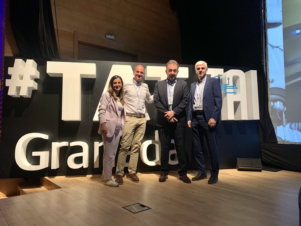 Emasagra's tweet photo. El director de Smart Walter @Agbar, @VicGomM, junto al director gerente de @Emasagra, @jctorresrojo y @agenaromoya y @amunozu007 en #TAIGranada 
En breves minutos hablaremos del IA en el Ciclo Integral del Agua 

No te lo pierdas!!!

📽️ https://t.co/Rvwy5BstC1 https://t.co/8rT0gEpFy2
