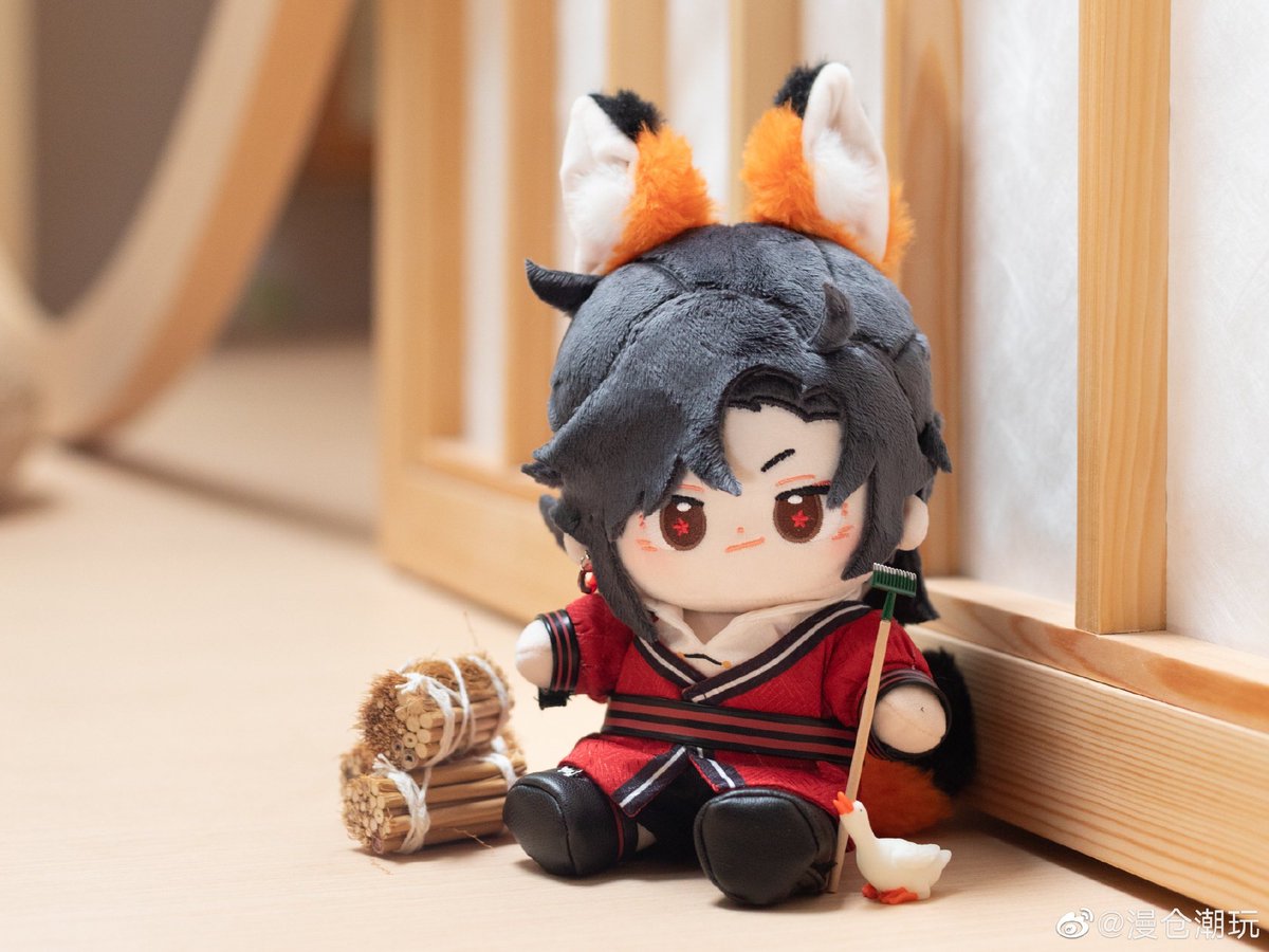 Picked up some firewood for my Lian to cook (◍•ᴗ•◍)♡ ​​​ #TGCF #天官賜福アニメ #天官赐福 ⭐️m.weibo.cn/7774664844/482…⭐️