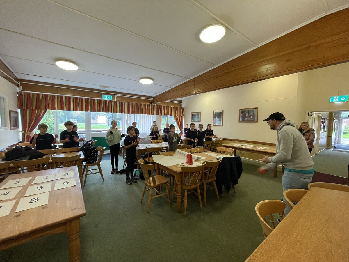 Mon_Connect's tweet photo. Our Bronze Young Ambassadors have been participating in this mornings workshops, including; mental health awareness, disability inclusion, school sport survey and a Play workshop🙌🏻 #BronzeYA #Leadership https://t.co/PvmLNP5jGF
