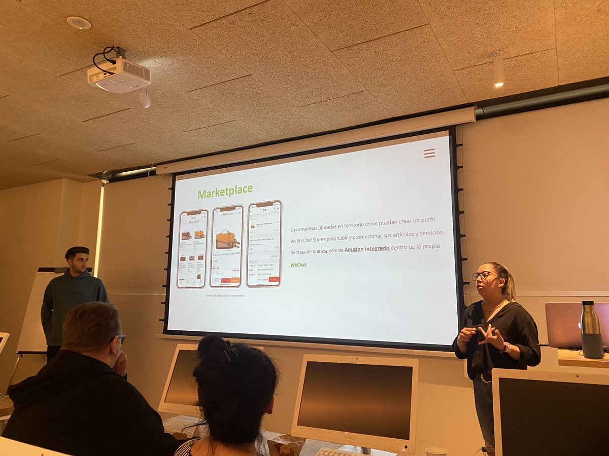 AMSerrulla's tweet photo. Presentación sobre @WeChatApp aplicación muy interesante y muy usada en China 🇨🇳 Mucha suerte compañeros 🍀👏🏻

#equipo241 #aulcm https://t.co/p1YHM8hahQ