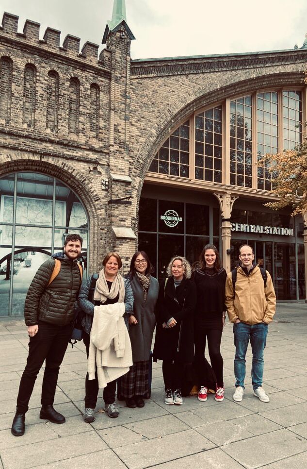 DV_Jonas's tweet photo. Last week, we had fun and fruitful project meetings and field trips in Gothenburg for the WalkUrban project (https://t.co/VQjg25Rc83) @KatrinLattman @ILS_forschung https://t.co/iLLwLDUNAg