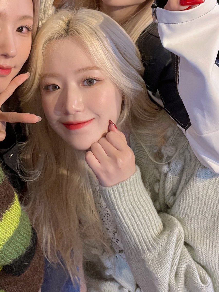 늑콜 tweet media
