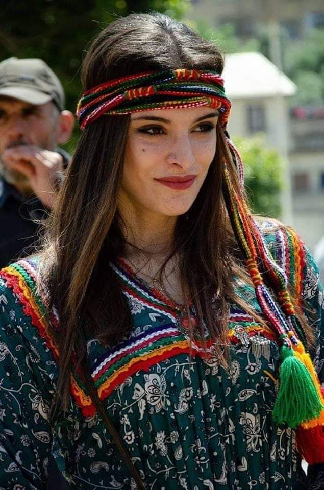 ABellabbaci's tweet photo. l'infatigable militante Kabyle Katia Alik condamnée par contumace à 20 ans de prison ferme par la mafia Algérienne tout notre soutien et solidarité. https://t.co/ro4wMwxlui
