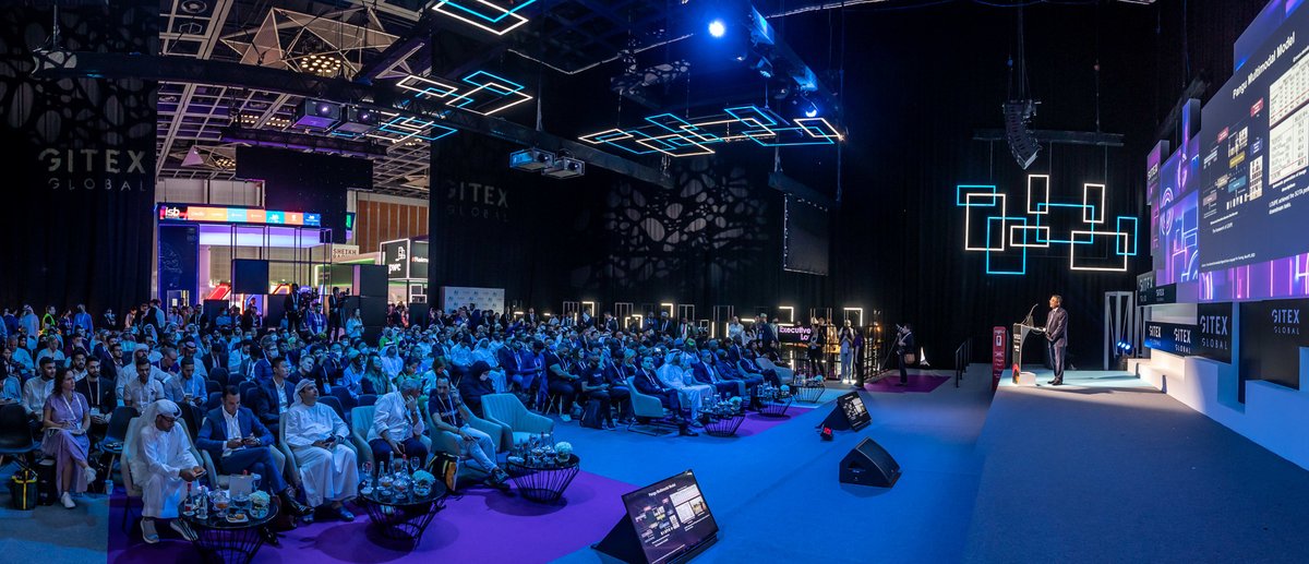 AiEverythingAD's tweet photo. Throwback to a packed main stage at Ai-Everything with some amazing speakers, tech-gurus, Ai-enthusiasts and visitors from all around the world.
#GITEXGLOBAL #AiEverything #DevSlam #NorthStarDubai #FintechSurge #FBSummit #MarketingMania #Xverse #DWTC #Dubai #UAE #AI https://t.co/we6Zq1FnDT