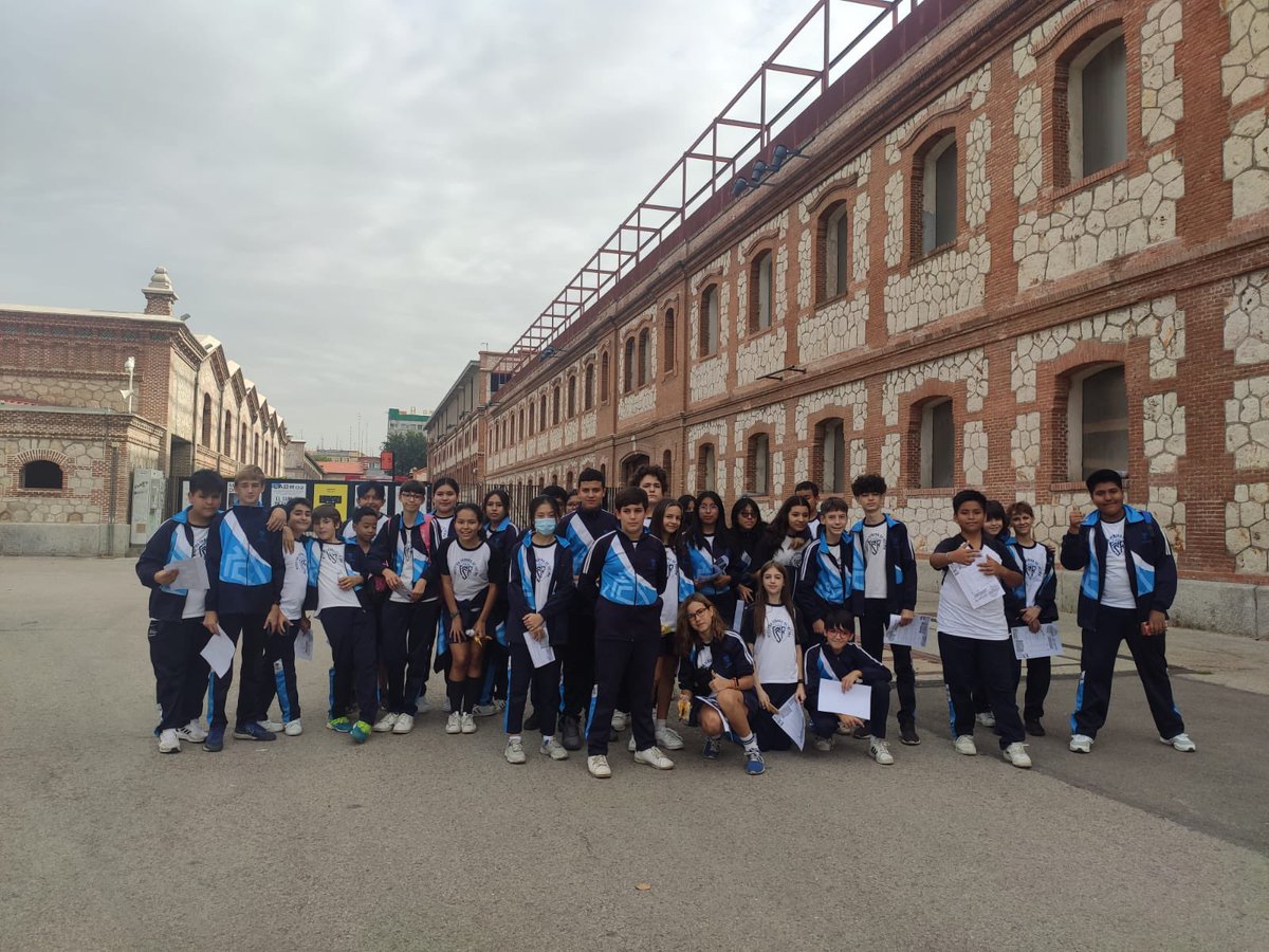 FatimaColegio's tweet photo. ¿Quién dijo que sólo se puede aprender en un aula?📚¡Os presentamos a “Los Cazadores de Lenguas”! 🤠🏹En 1 ESO, desde la asignatura de Lengua Castellana y Literatura, empiezan con sus retos. 🧩 
#LomLoe
#SitucionesDeAprendizaje
#RetosLengua
#CazadoresDeLengua
#FatimerosPorElMundo https://t.co/sK12D2tTNV