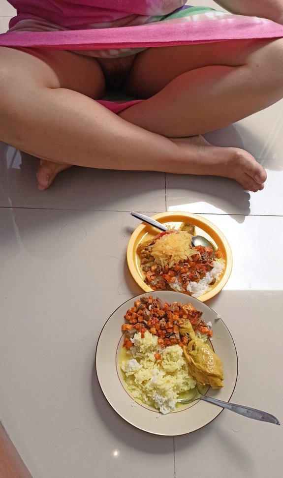 iksanspeed242's tweet photo. Ujan makan mie bulu jemput https://t.co/1ABXTmfwCn