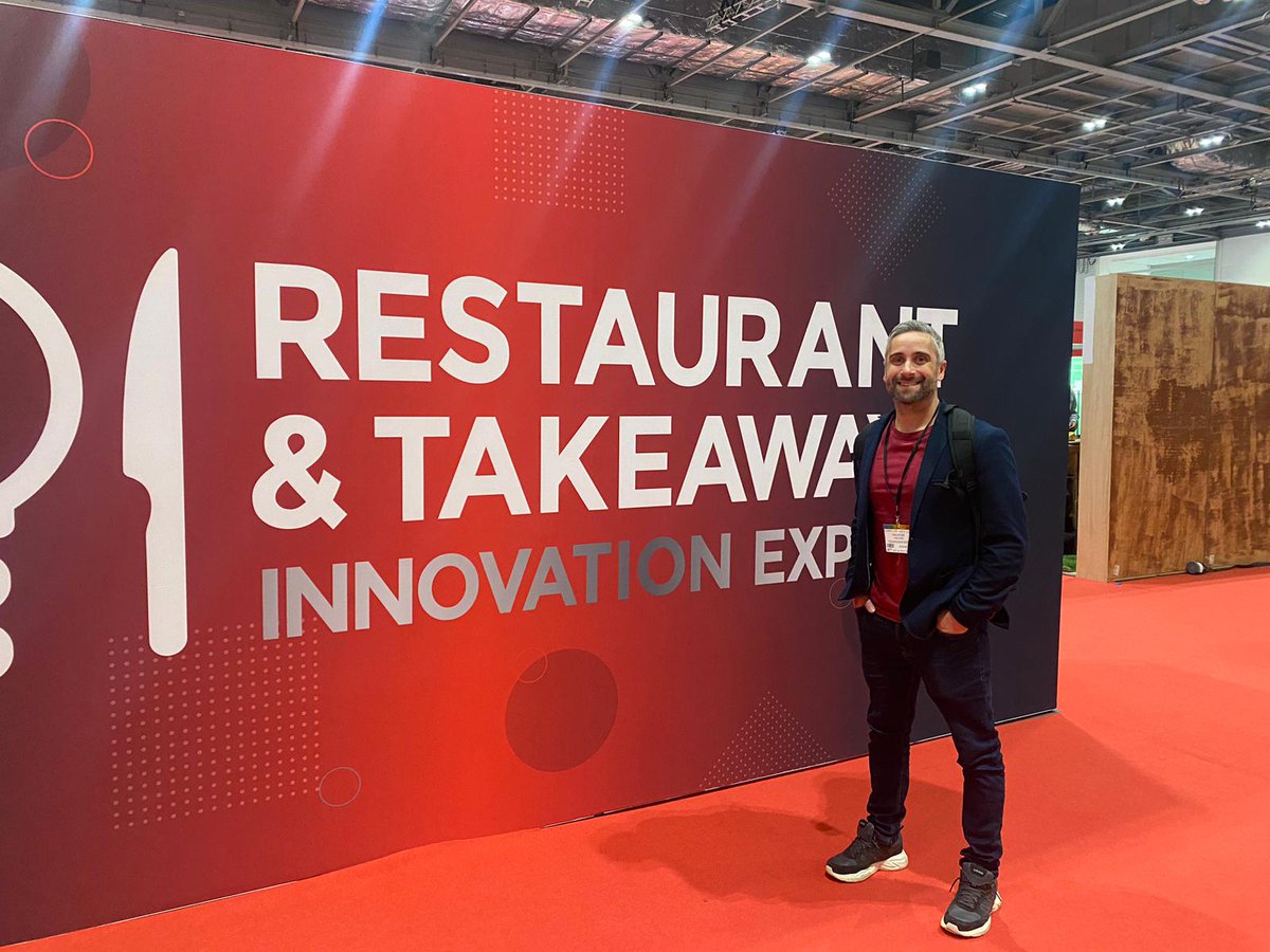 MagentaComms's tweet photo. Today is the @TakeawayExpo and @CraigMagenta is there with client SoftBank Robotics to find out about the latest innovations in the restaurant business #RTIE22 https://t.co/Z3yhTP6w67