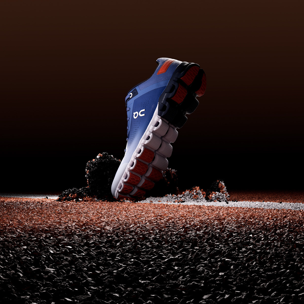 on_running's tweet photo. Help your loved ones unlock their performance with our Swiss-engineered gear. For runners, hikers and everyday explorers.