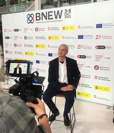 Last week, #VDMHealth CEO Jordi Ferrer discussed; Why AI and #Robotics Will Define the New #Health Industry with other experts in the field.

If you missed the discussion, you could find it in the link below:
youtube.com/watch?v=PLGueH…

#technology #bigdata #datascience #healthcare