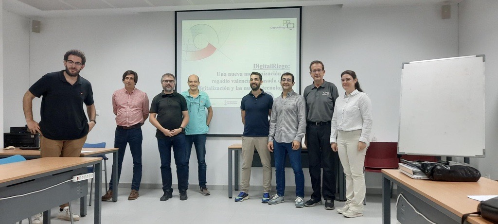 ainiatecnologia's tweet image. Arrancamos el proyecto @DigitalRiego, 
participa Edgar Llop y Erika Albero de ANIA, junto a @AsdronSpain @CidEinvestiga @IVIA_gva @UPV @iiama_upv @Bouquet_es financiado por la @GVAavi y coordinado por @CSIC CIDE 

#DigitalRiego #RiegoSostenible #RiegoEficiente #Teledeteccion