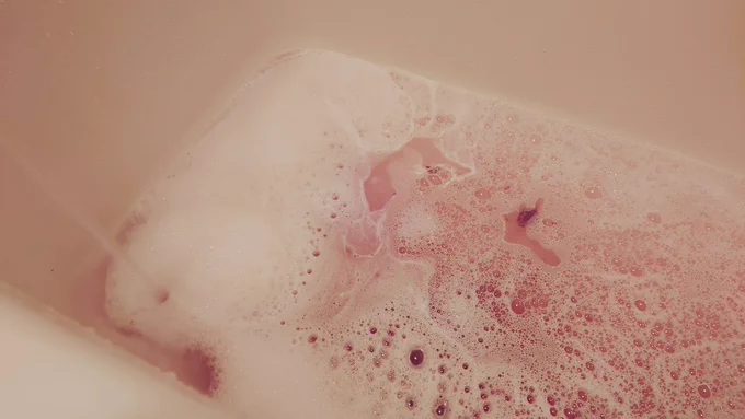 今日はラベンダーの泡風呂です 
