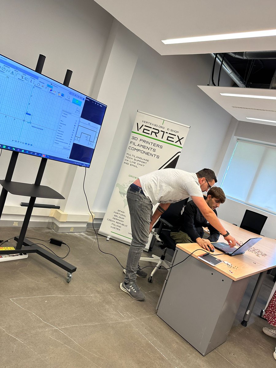 BizkaiaEmprende tweet media