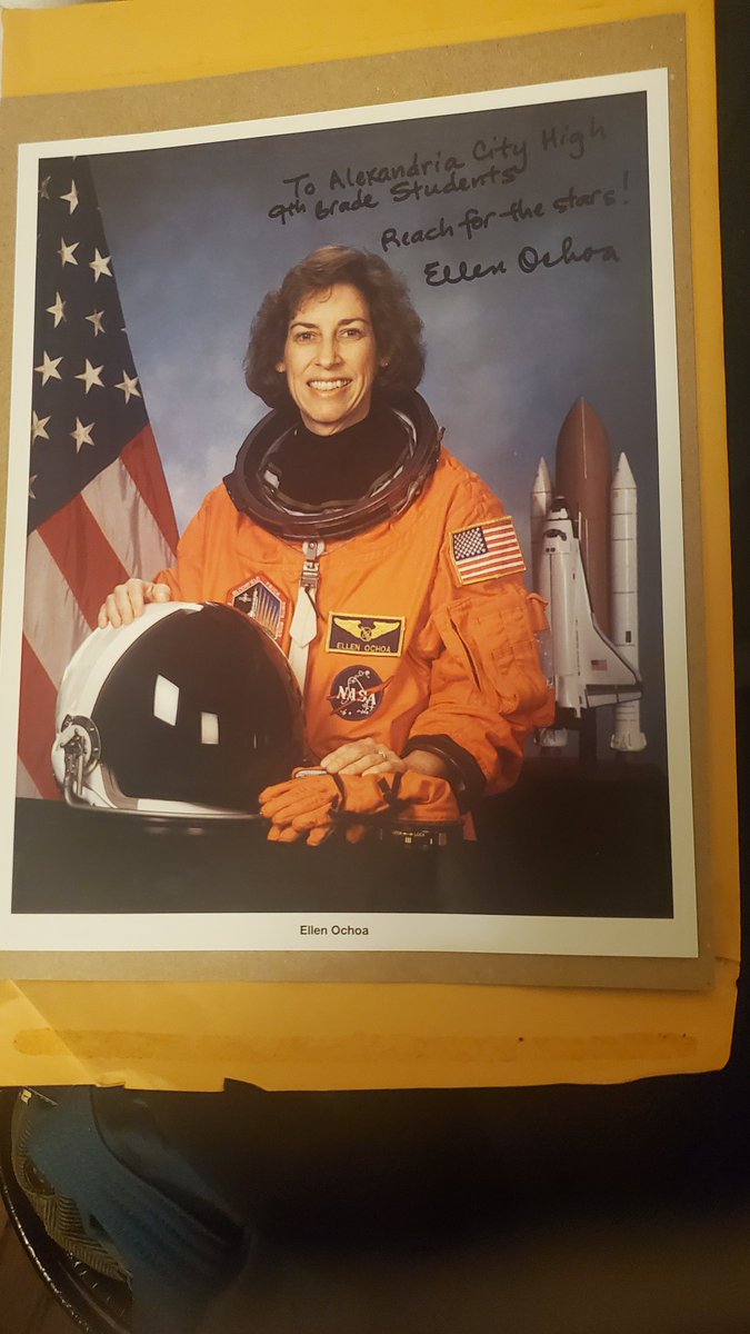 9th grade Titans  <a href="/mhlib/">mhlibrary</a> @ACMinnieHoward  <a href="/AlexCityTitans/">Alexandria City High School</a>  <a href="/ACPSk12/">Alexandria City Public Schools</a>
<a href="/IntlAcademyACHS/">International Academy 🌎 Alexandria City HS</a> 
are so excited &amp; appreciative to ellenochoa.space for sending  photo &amp; answering emailed
questions during our Hispanic Heritage Month activities