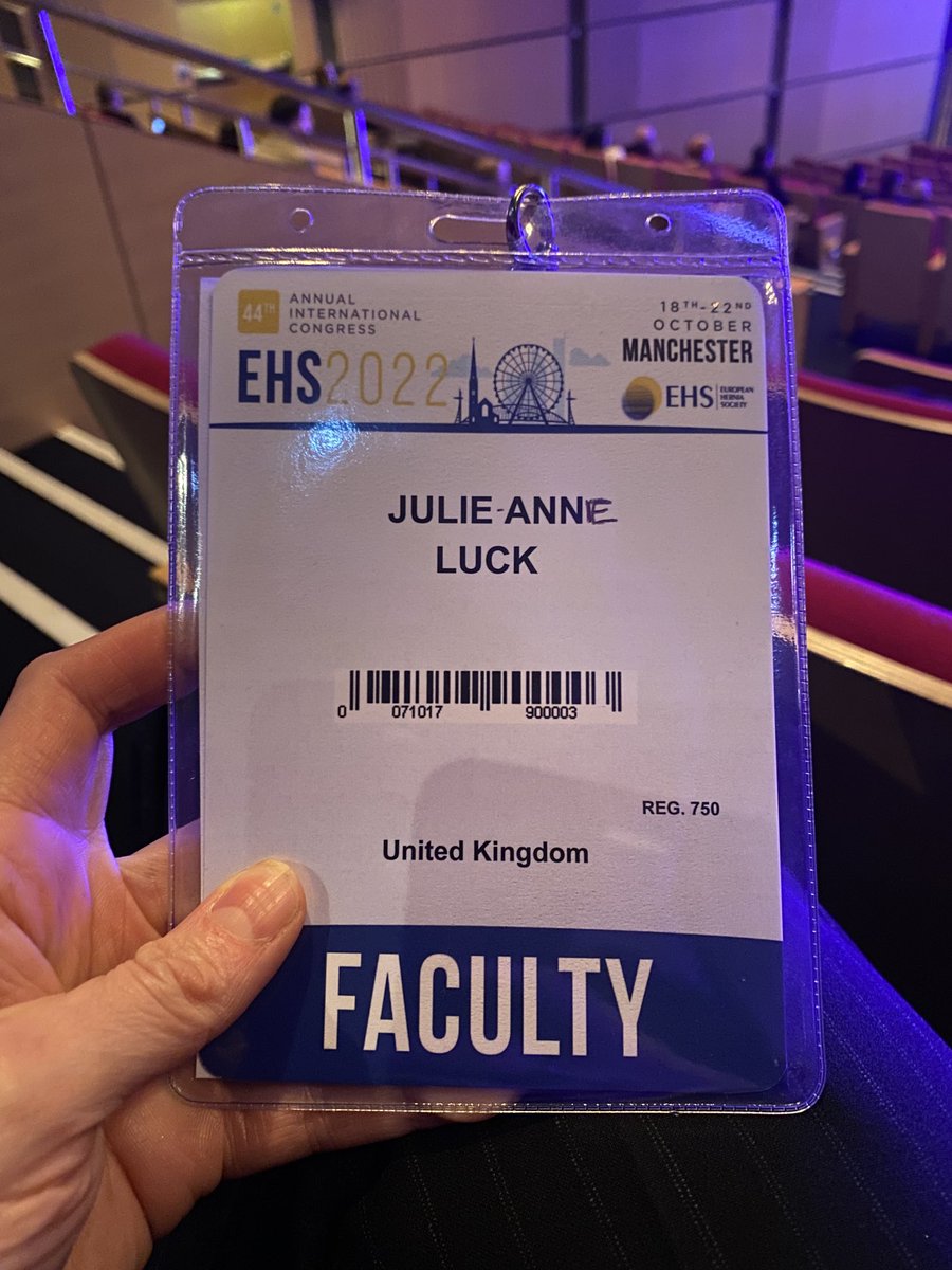 JulieTopBrief's tweet photo. What has ⁦@MatthewSnarr⁩ roped me into this afternoon? Never thought I’d be involved in training of hernia surgeons 😂 https://t.co/VQP1fAT3k5