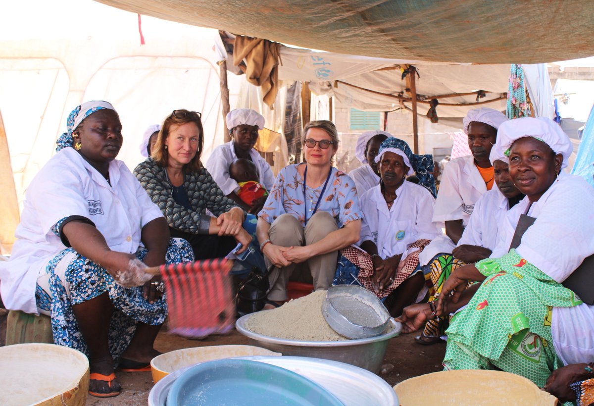 Le projet #PAPSE_GIZ_Help a permis à 27 femmes du site #Mabilé de démarrer des Activités Génératrices de Revenus #AGR (transformation agroalimentaire – couscous et lait) afin d’être autonomes financièrement et améliorer leurs conditions de vie.

Avec l’appui de <a href="/giz_gmbh/">GIZ</a>