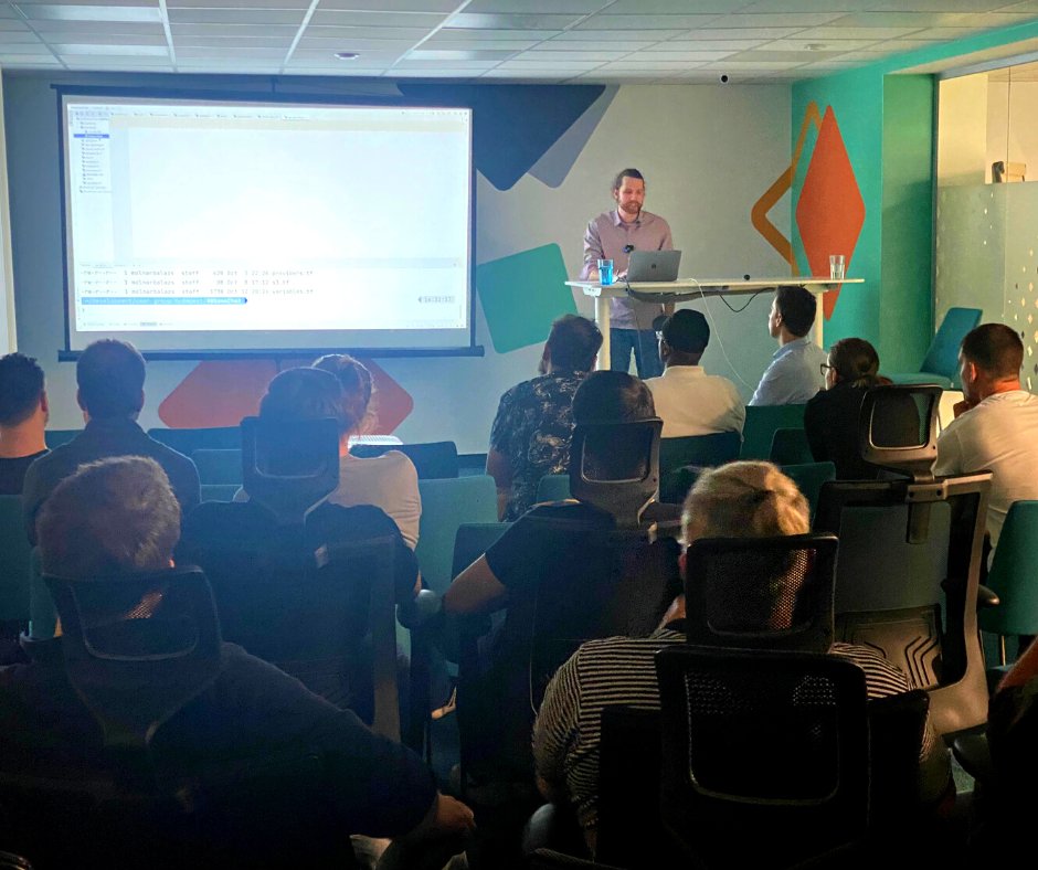 Last week we hosted our very first #AWS Meetup, where we gave an overview of the AWS serverless services and a workshop in which we built a WebSocket-based chat application that runs on a serverless stack. 💣

👉LinkedIn: linkedin.com/groups/9103310/
👉Meetup: meetup.com/aws-user-group…