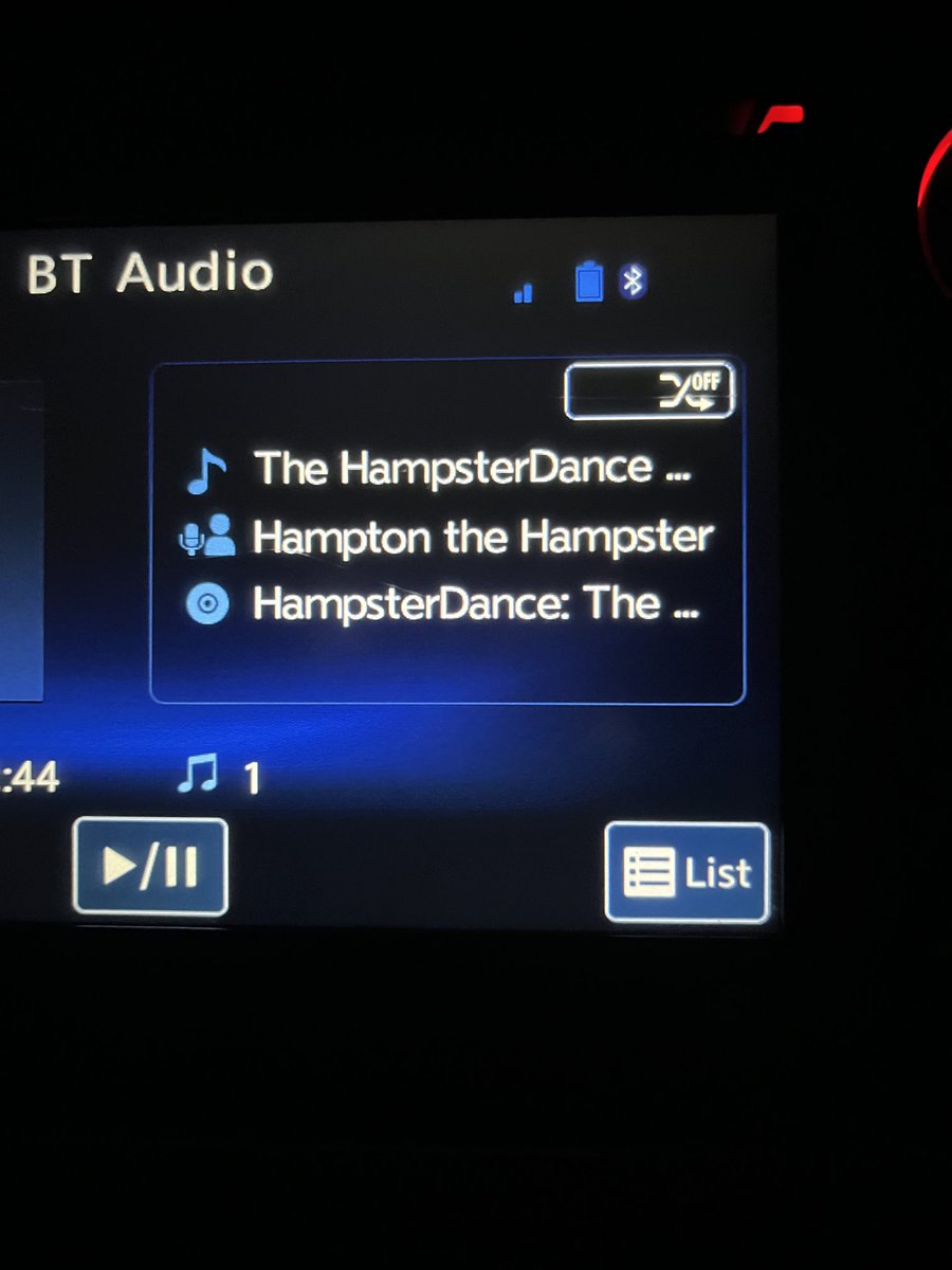 MrsPierceEVG's tweet photo. Special shoutout to DJ Betty for spinning the tunes on our morning commute. What a great sing to listen to for 20 minutes on repeat! Thursday, we got this. Let’s make today great! https://t.co/Ep187pRoV4