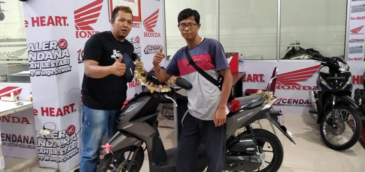 DPC_PKBKEBUMEN's tweet photo. @poolndesane @cakimiNOW @halimiskandarnu @baGUSMUHAIMIN24 @EvyNurmilasari @samsulcastro Motornya tadi sore sudah diambil https://t.co/PYJLmXnw7g