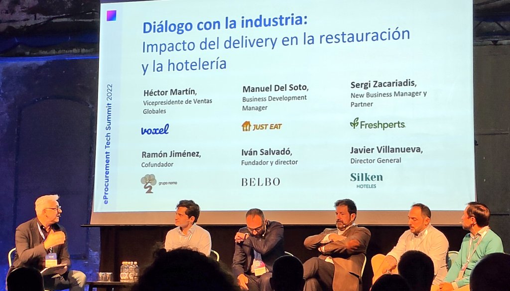 AlbertLorente's tweet photo. Mesa redonda con los grandes! @JustEat_es @GrupoNomo #belbo #freshperts @Silken_Hoteles
#eproctechsummit #delivery #ecommerce #B2B #restauración #hotelería https://t.co/qHBWBw0eSm