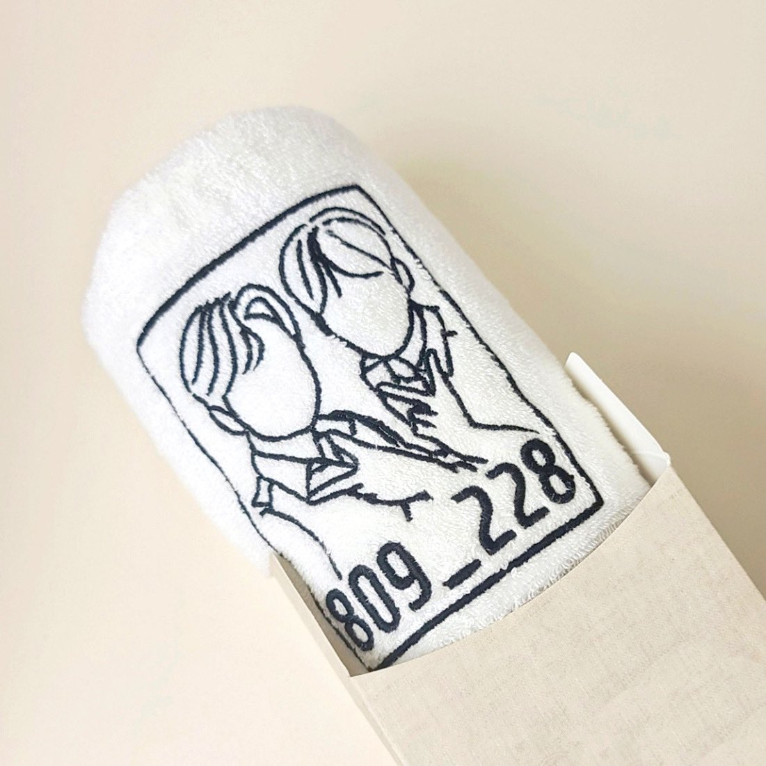 🎬
선착&amp;랜덤 특전 미리보기
_

저는 11월 11일 잘 기다릴 수 있어요!
이벤트 많이 참여해주면 곰다.💚