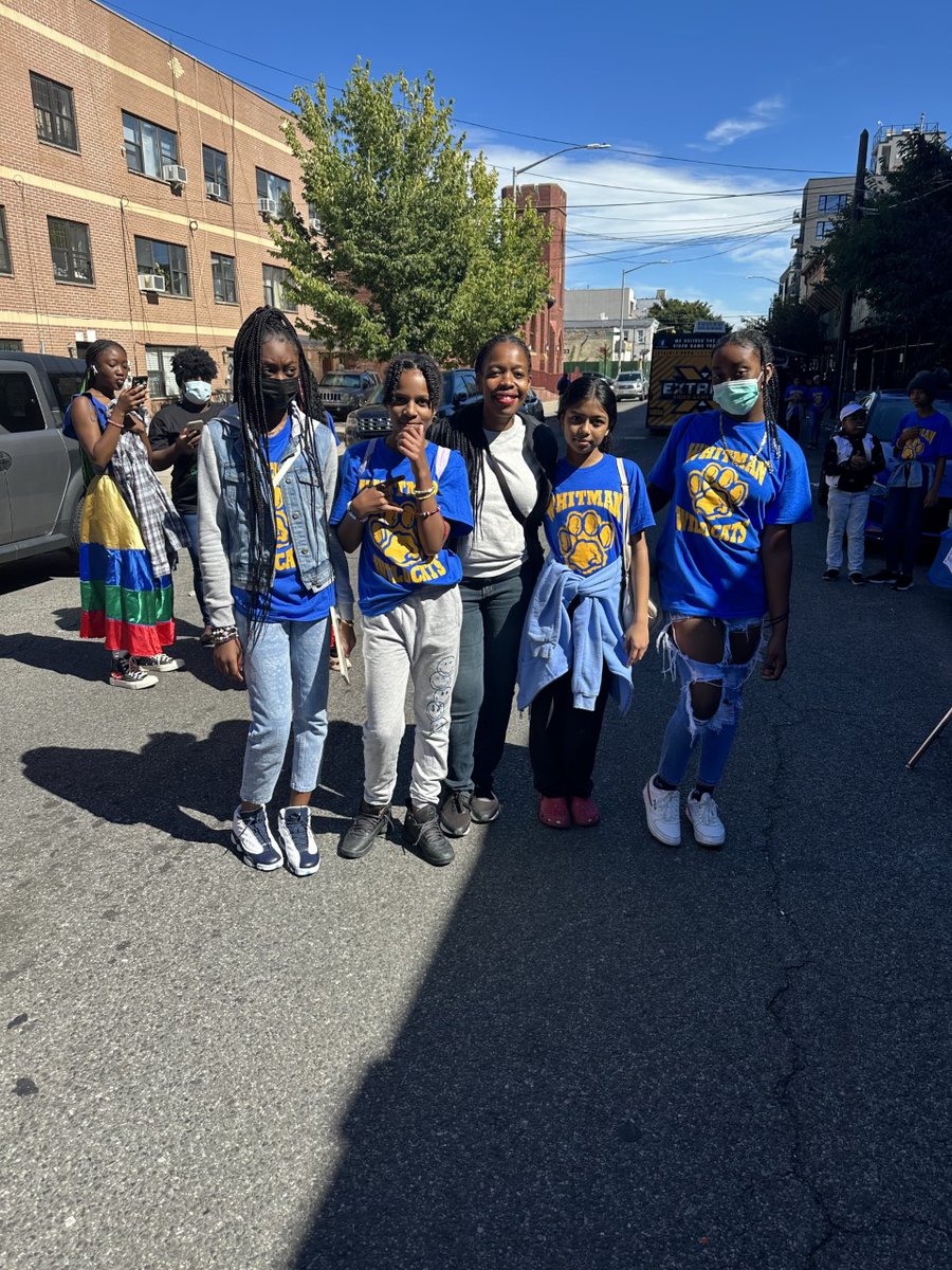 WhitmanMS246's tweet photo. TBT - Back to School BBQ 2022 #whitmanwinners #246ontherise #WildcatsROAR #wedobigthingsat246 #whitmanpride #growthmindset
@SheneanL
@RitaJosephNYC https://t.co/W0FFYTqfVT