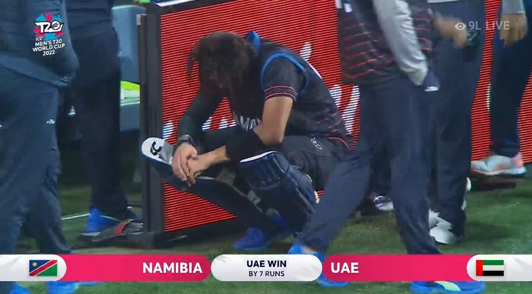 mufaddal_vohra's tweet photo. This is truly heartbreaking pictures - David Wiese gave his absolute best.

You played like a champ, Wiese!! ♥️ https://t.co/orlY2pgEvf