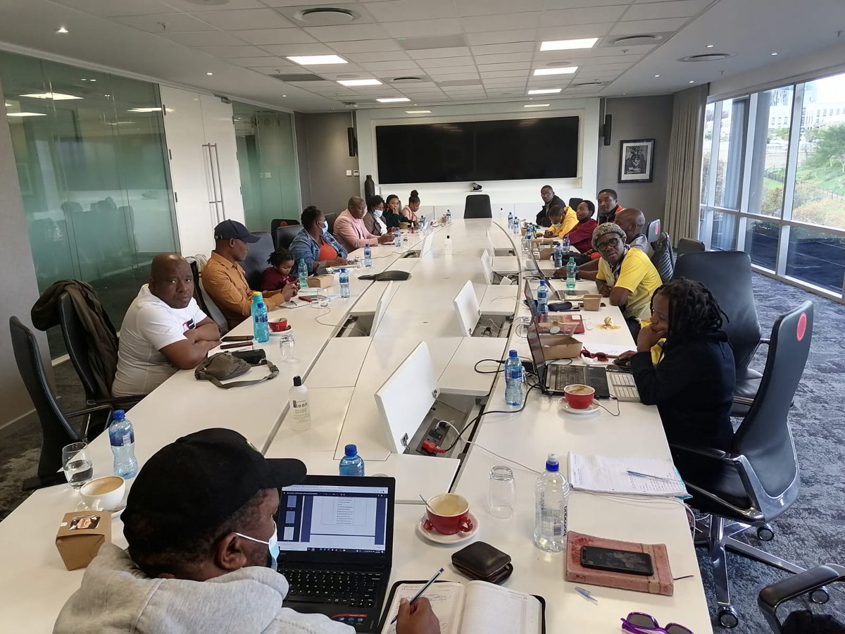 SCOWesternCape's tweet photo. REFLECTIONS: Take a look at what @SCOSouthAfrica ministry looks like at Sol Plaatjie University, our school's section here in the Western Cape, the work of the National Council leadership and the Vaal school's section.

Let's pray for them this #IFESWSD.
#worldstudentday https://t.co/9qhIQrjInl