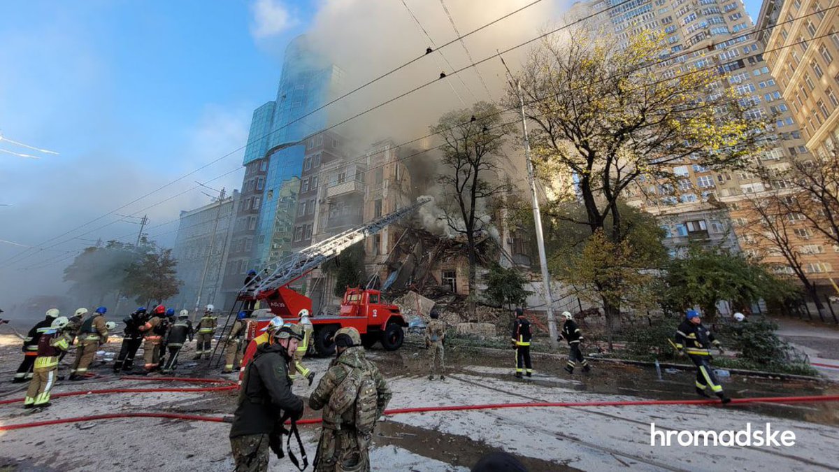 The EU is planning to sanction multiple Iranian individuals and entities within the coming days amid reports that Russia has used Iranian drones to strike civilian targets in Ukraine.

Yet the weapons supply chain supporting Russia is far more complicated than perceived. ➡️
