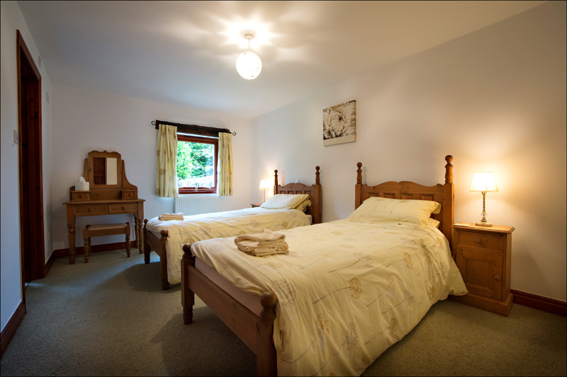 aroundaboutbrit's tweet photo. Riverside Holiday Cottages boast 2 delightful holiday homes within walking distance of the market town High Bentham. Both properties can be hired together for a family gathering.
https://t.co/gHWXSiLQDi 
#Holiday #Cottages #Family #Reunion #HighBentham #Lancaster #Lancashire https://t.co/vhCq36ubJD