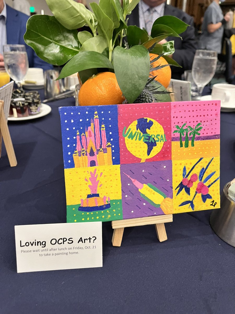 Always a treat to arrive at a conference and be welcomed by OCPS student art! Excited for @GreatCitySchls! #CGCS22