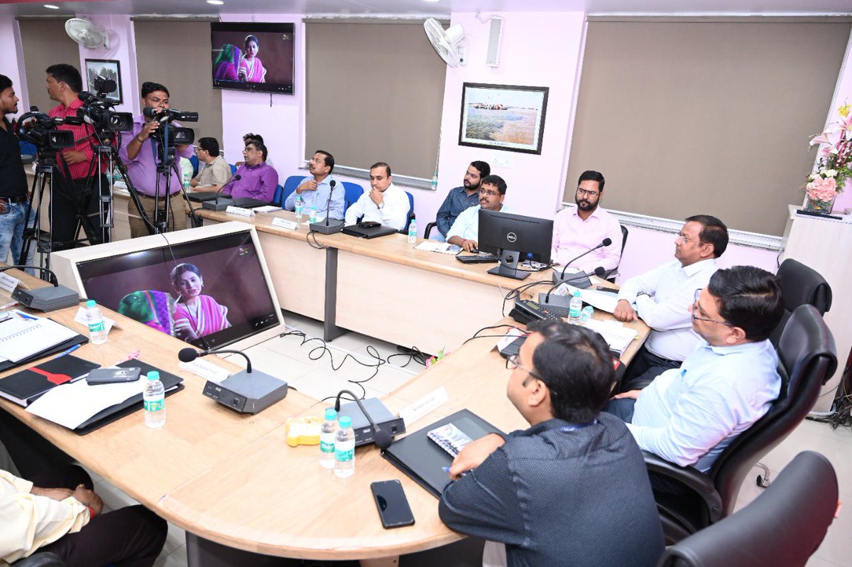 FCI, RO, Lucknow organised a workshop on fortification of rice. Representatives of WFP, PATH, UNICEF, CFTRI, UP Govt.,ICDS, Millers Association of UP, PIB and journalists of electronic &amp; print media attended the workshop. <a href="/FCI_India/">Food Corporation of India</a> <a href="/FCI_NorthZone/">Food Corporation of India, North Zone</a> <a href="/fooddeptgoi/">Department of Food & Public Distribution</a> <a href="/PibLucknow/">PIB in Uttar Pradesh</a>