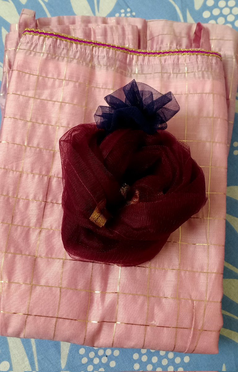 ankitasood13's tweet image. Wearing local this diwali ❤️ 
My daughter's Diwali dress fabric to stitching all by local .
#GoLocal #VocalForLocal #Vocal4Handloom #HandloomsOfIndia 🇮🇳 #Diwali2022