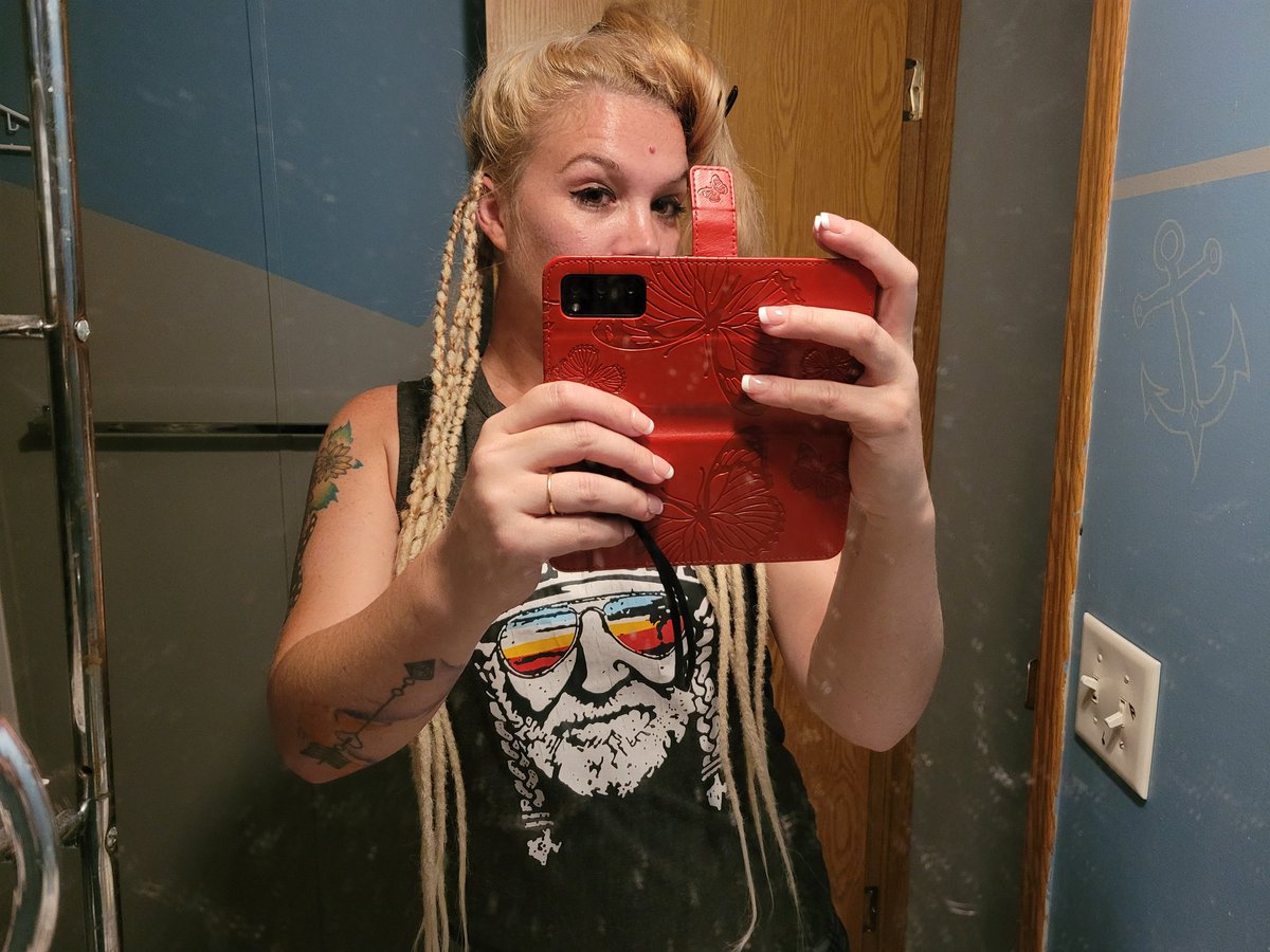 HeavyHearts66's tweet photo. Half way there!!! Finished product later tonight.  Stay tuned folks. https://t.co/xrPdelqu5p