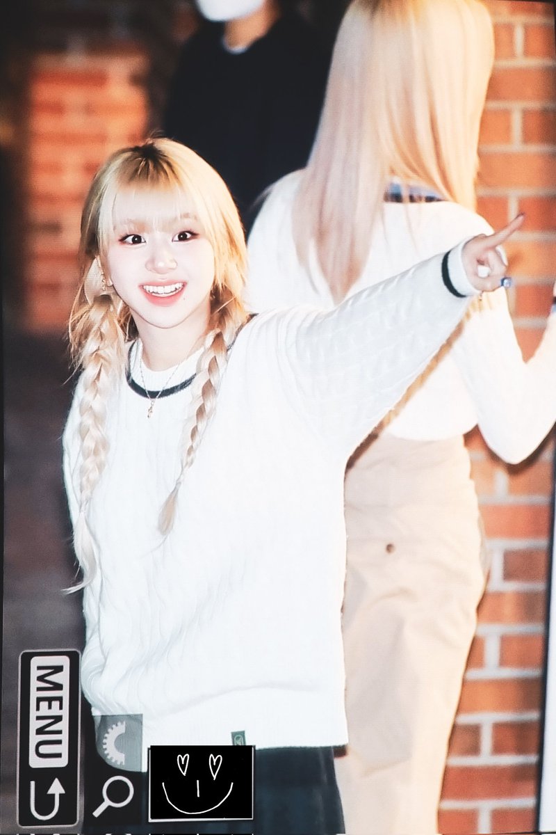 SnowBIossom_'s tweet photo. 221020 #채영🍓   

진짜 너무 귀여운거 아니냐 양심적으로

#트와이스 #TWICE
#CHAEYOUNG https://t.co/D8CliGavmO