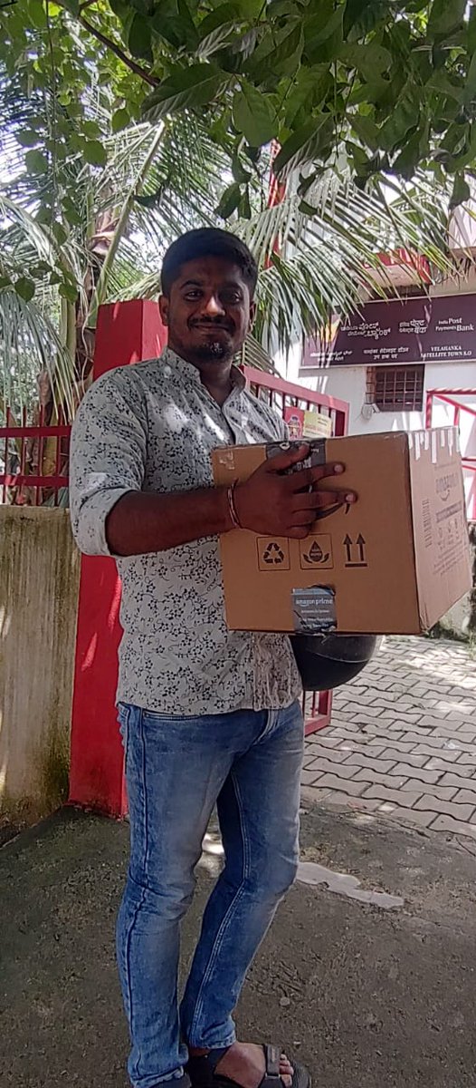 Tele_Law_'s tweet photo. Today booked speedpost parcel on dak mitra from karnataka state office to delhi head office #DAKMITRA #CSC https://t.co/7240mUrLgu