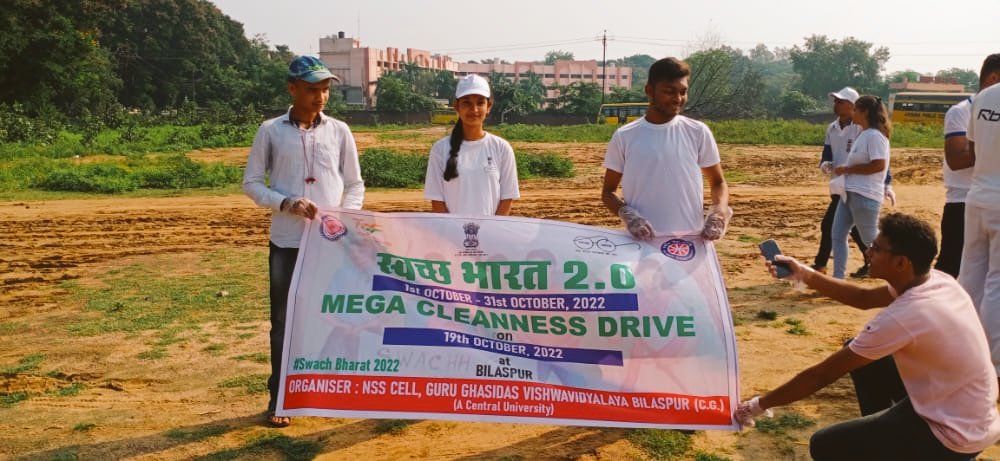 Aman94238659's tweet photo. Mega Cleanliness Drive under Clean India 2.0 on 19th October 2022 in GGU gate
#CleanIndia2 #CleanIndiaWithNSS
@Yasministry @ianuragthakur @_NSSIndia @NSSRDBhopal @nitkm2022 @Pankajsinghips @askabir_ https://t.co/Xtkl5cM375