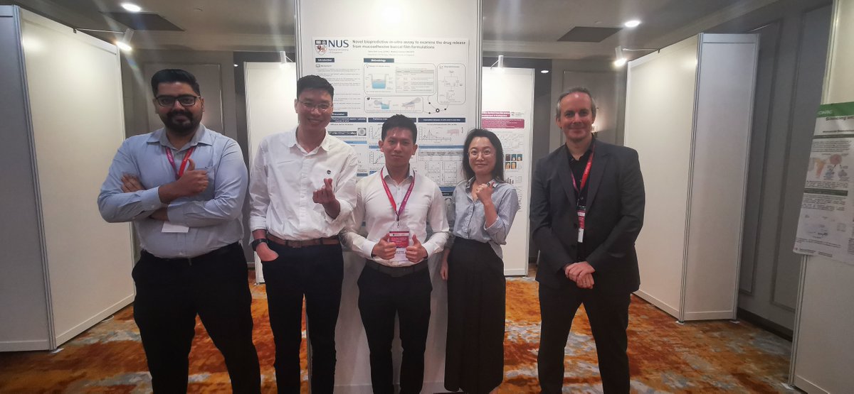 MGWacker's tweet photo. It was a great day at the GSRS meeting in Singapore. Excellent networking opportunities and a world-class program! Thanks to the organizers and Fanny Caputo who was an amazing session chair!  My group enjoyed the conference as well! #Teamworkers #TheWackerLab #NUS https://t.co/6V6LQblzwX