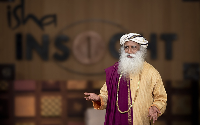 SadhguruJV's tweet photo. If you want to be successful, do not seek success – seek empowerment and competence. Do nothing short of the best you can do. #SadhguruQuotes https://t.co/iYjC5lm9rC
